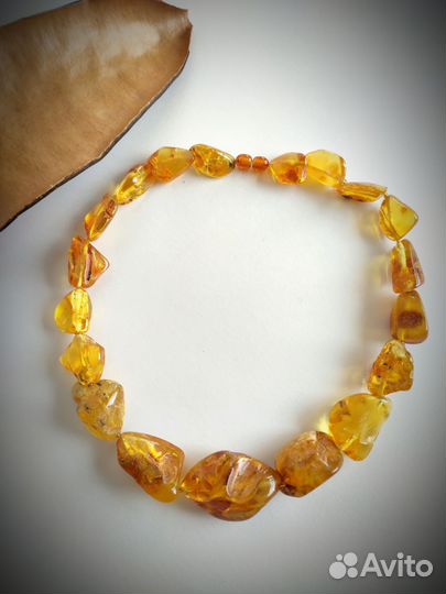 Бусы из натуральных камней, янтарь