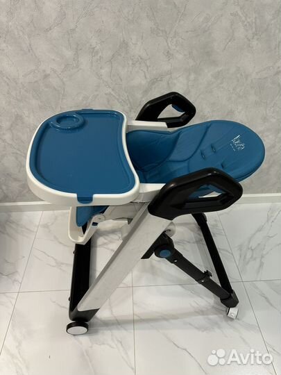 Детский стульчик для кормления