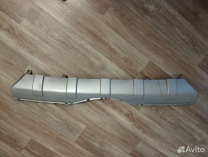 Накладка заднего бампера mitsubishi pajero 4