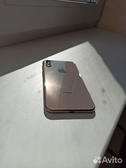 iPhone XS 64 gb gold