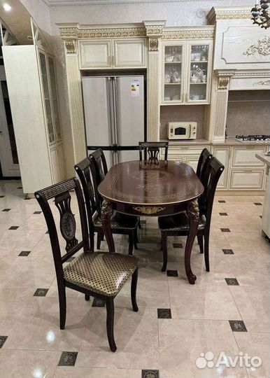 Комплект стол и стулья
