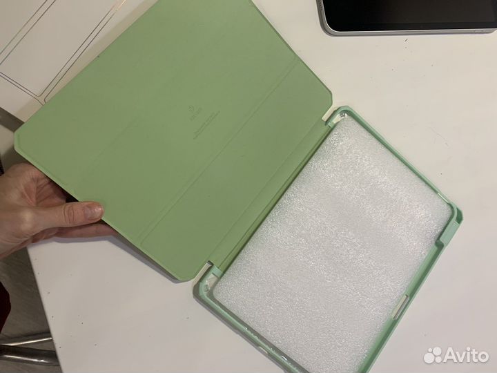 Чехол-книжка на Apple iPad Air