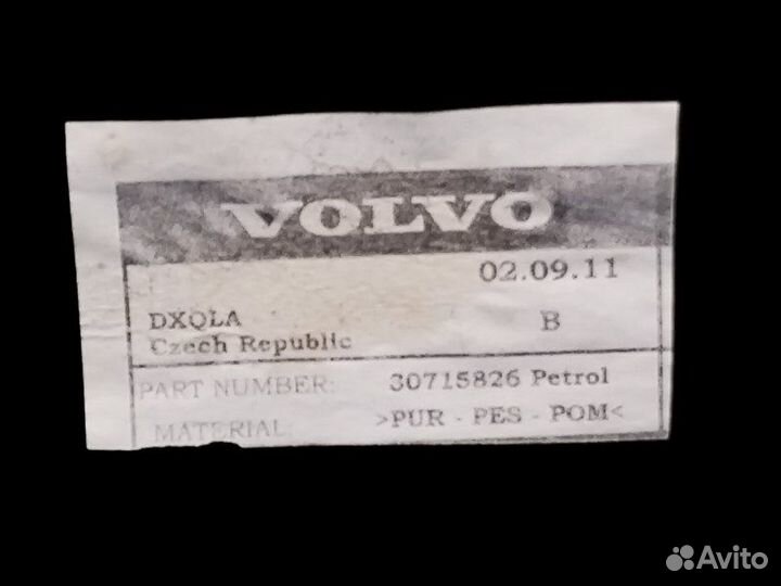 Шумоизоляция капота Volvo S60