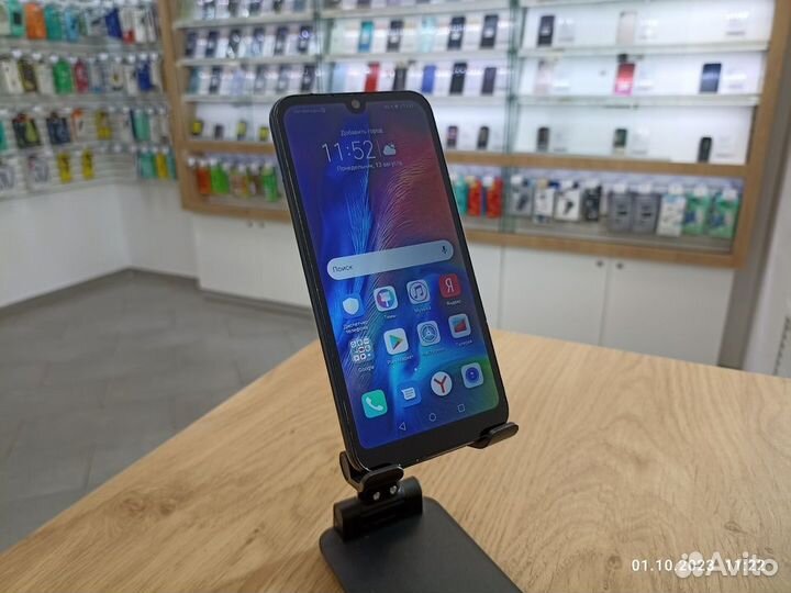 HONOR 8S, 2/32 ГБ