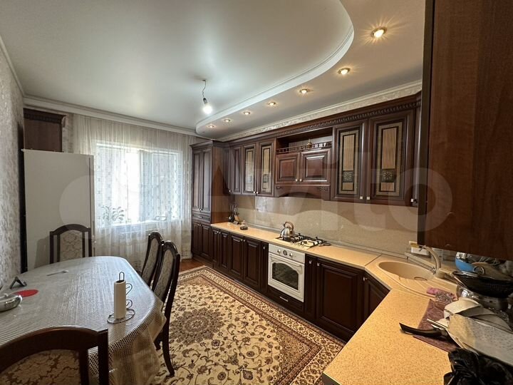 2-к. квартира, 75 м², 3/4 эт.