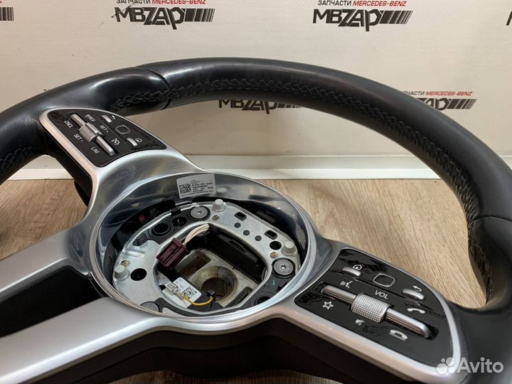 Руль в сборе Mercedes W213 E 213