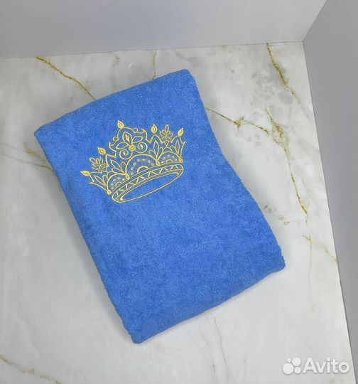 Халат с вышивкой