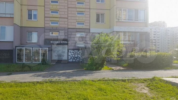 Сдам торговое помещение, 81 м²