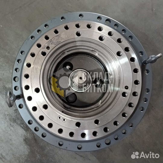 Редуктор хода без гидромотора Hyundai R320LC-7A