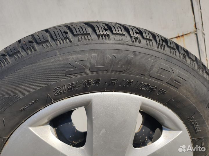 Tigar SUV Ice 215/65 R16