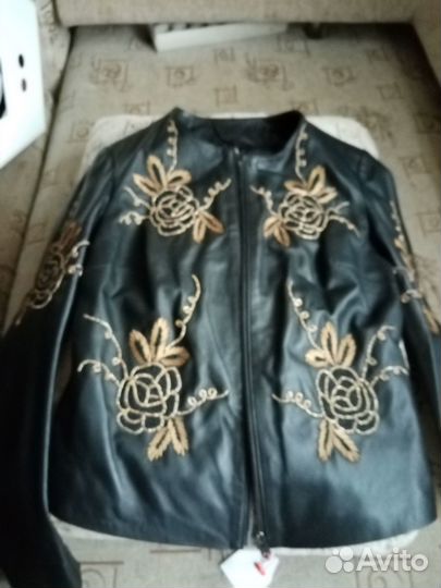 Новая кожаная куртка Германия S размер