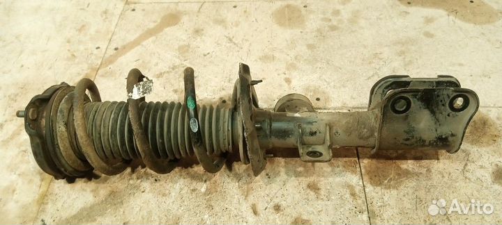 Амортизатор передний левый (Kia Sorento IV)