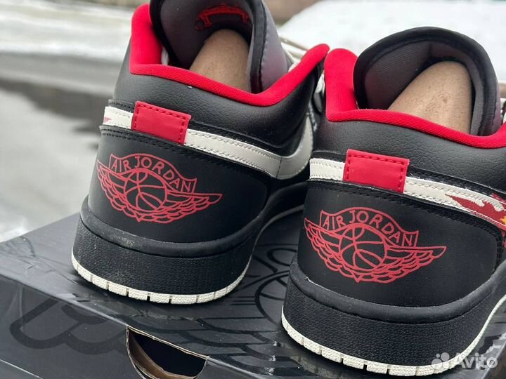 Nike Air Jordan 1 Low SE