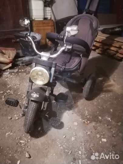 Детский велосипед с родительской ручкой