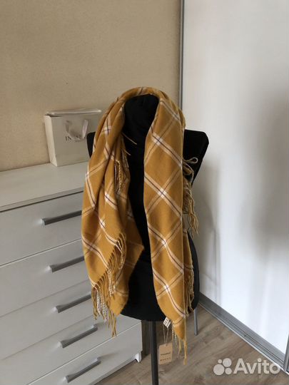 Платок теплый новый