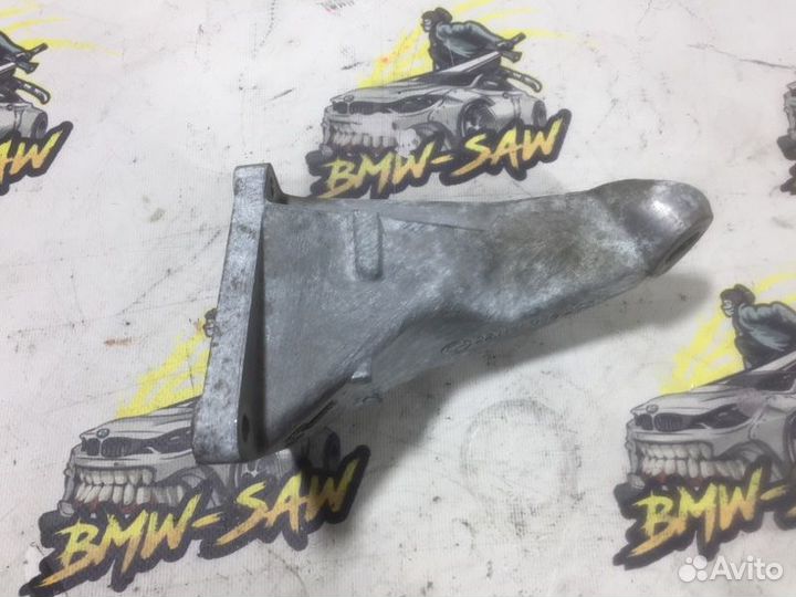 Кронштейн двигателя правый Bmw 3 E46 sedan/ E46/4