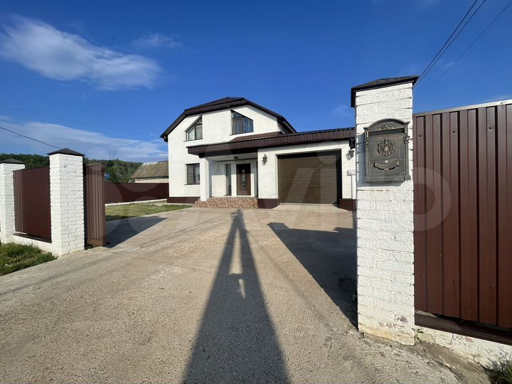 Коттедж 150 м² на участке 9 сот.