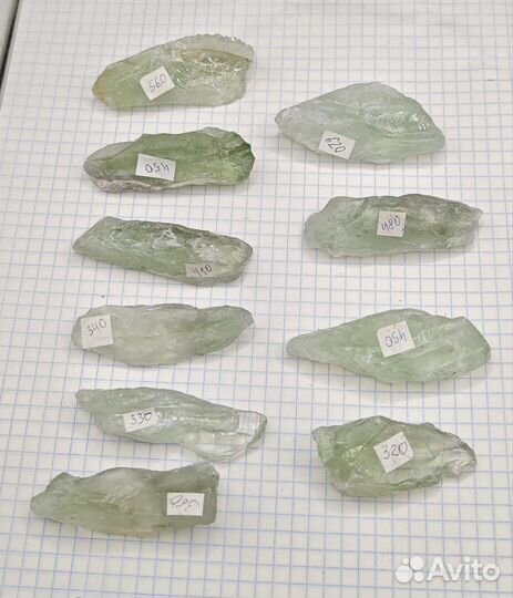 Зеленый кварц празеолит