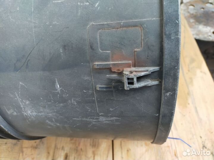 Корпус воздушного фильтра / TGX