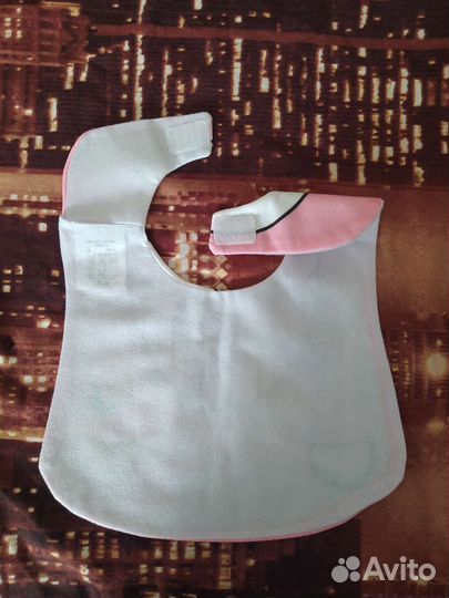 Слюнявчик новый