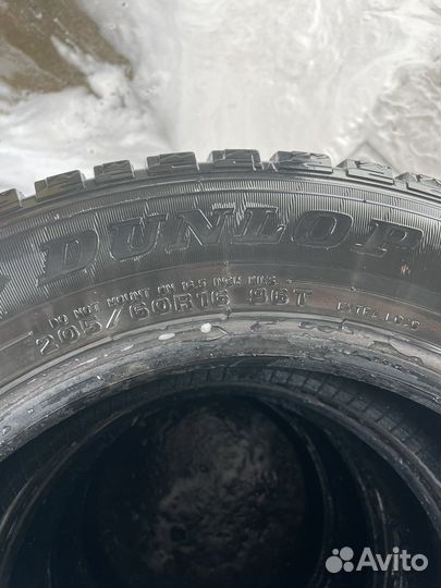 Dunlop SP Winter Ice 02 205/60 R16
