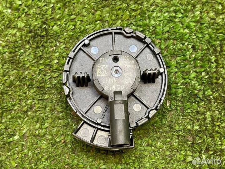 Датчик подушки безопасности передний правый Mazda