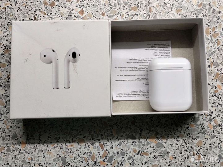 Беспроводные наушники