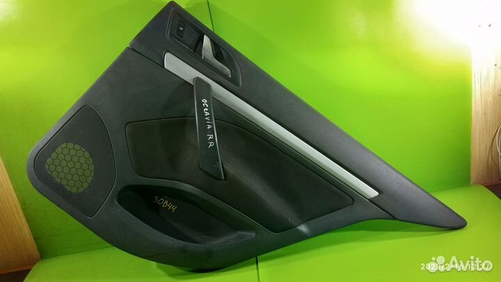 Обшивка двери задней правой для Skoda Octavia А5