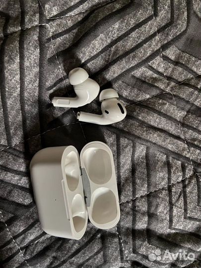 Наушники Apple Air Pods