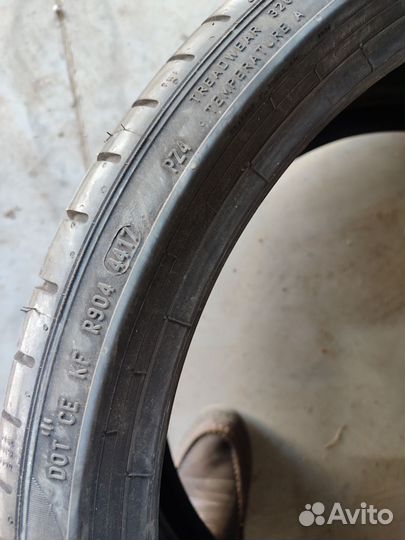 Pirelli P Zero 275/30 R21