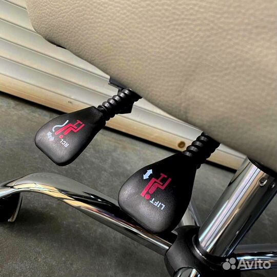 Компьютерное кресло