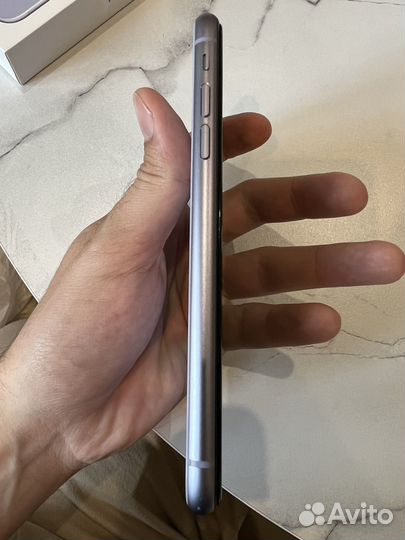 Телефон iPhone 11 128 gb