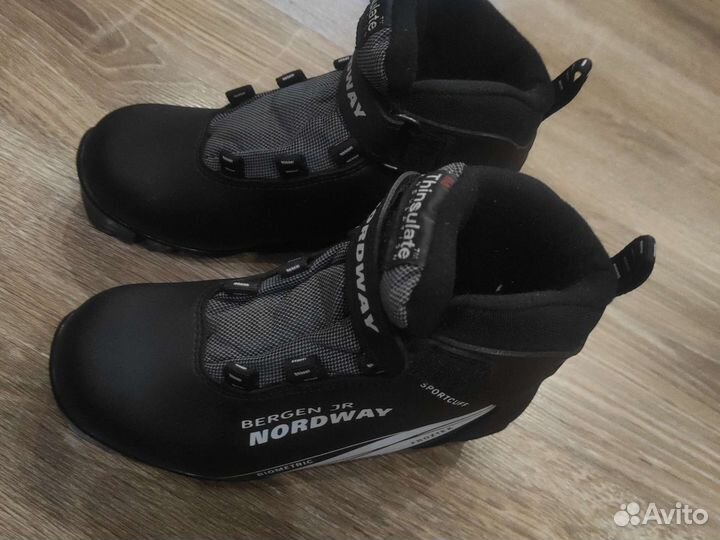 Лыжные ботинки 32 размер