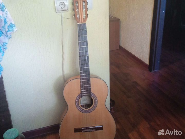 Классическая гитара