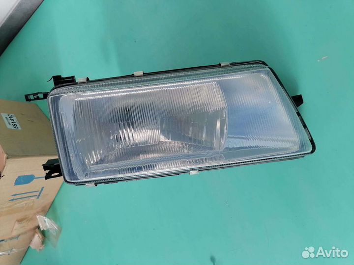 Фара правая новая Oпель Вектра А