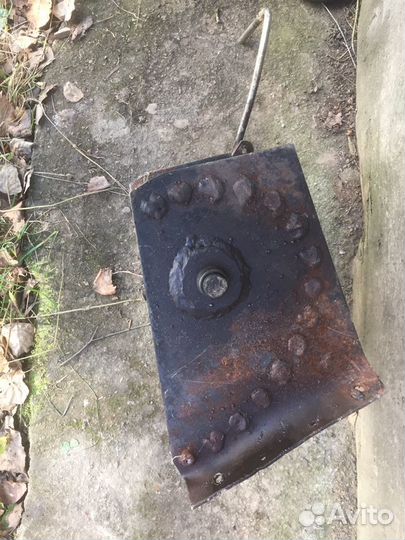 Крутилка для размола кедровой шишки ручная