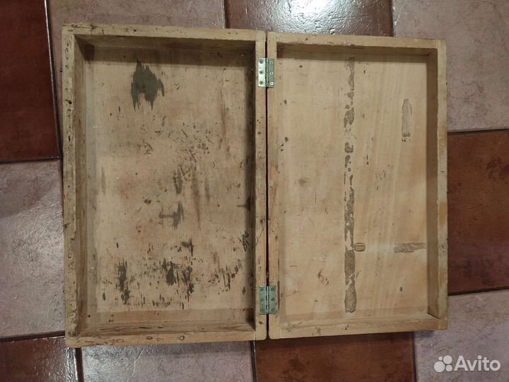 Раритетный деревянный ящик - чемодан