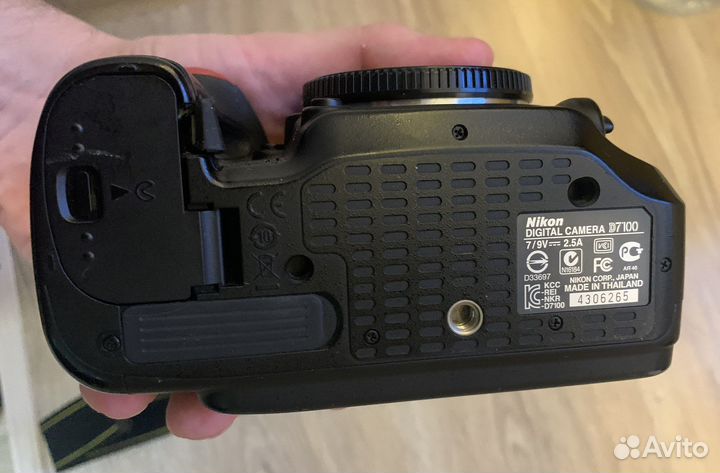 Nikon d7100 body