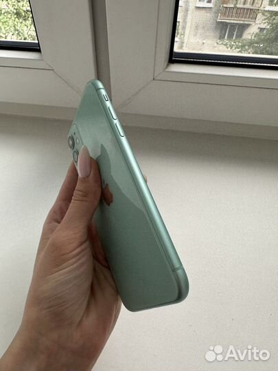 iPhone 11 на 128гб