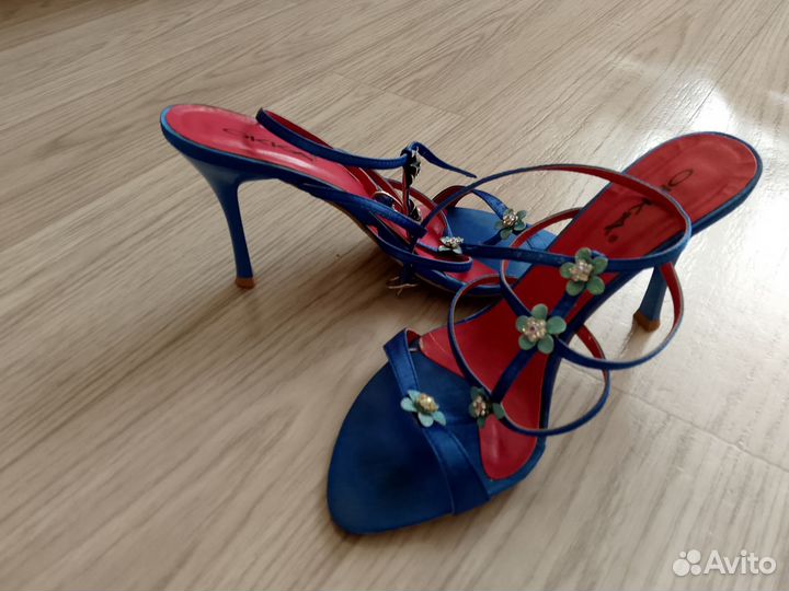 Босоножки женские 39 размер