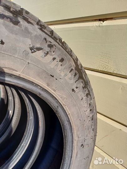 Bridgestone Alenza H/L 33 225/60 R18