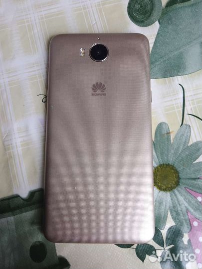 Телефон Huawei