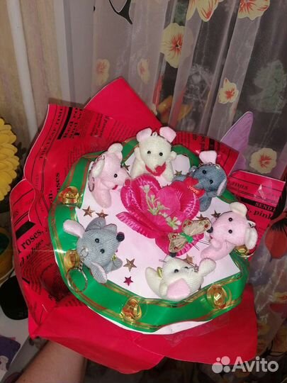 Букет из игрушек