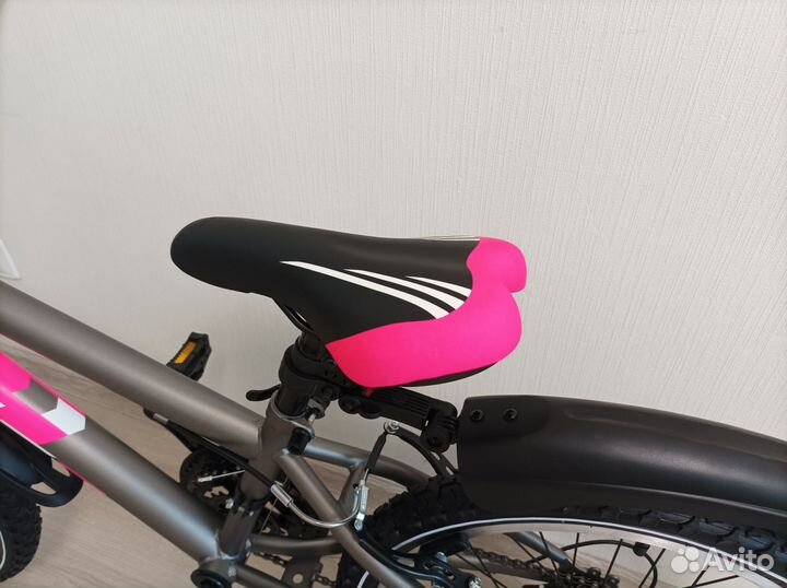 Велосипед новый на 6-9 лет