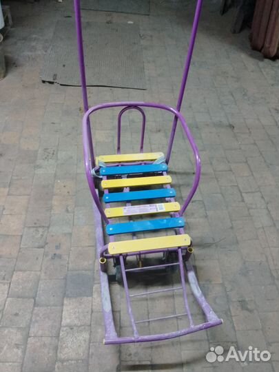 Детские санки на колесах