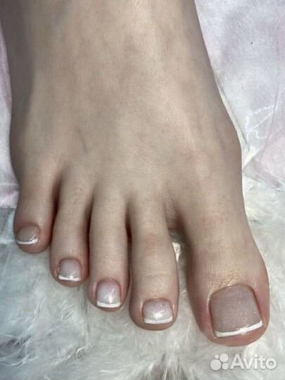 Маникюр,педикюр