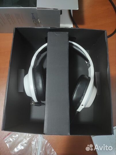 Наушники Edifier G2II белый