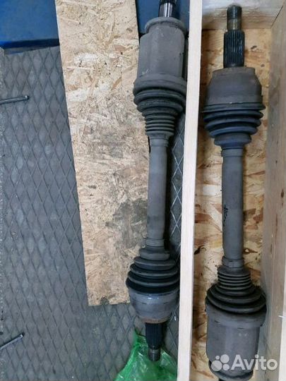 Land Rover Range Vogue передний привод оригинал