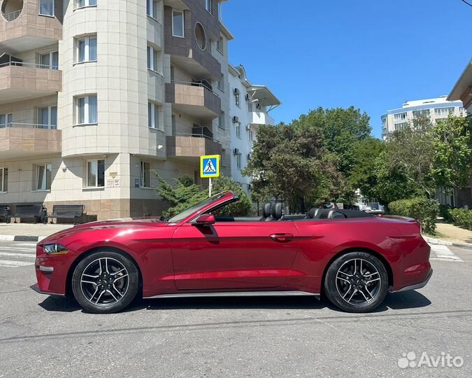 Прокат кабриолета Ford Mustang