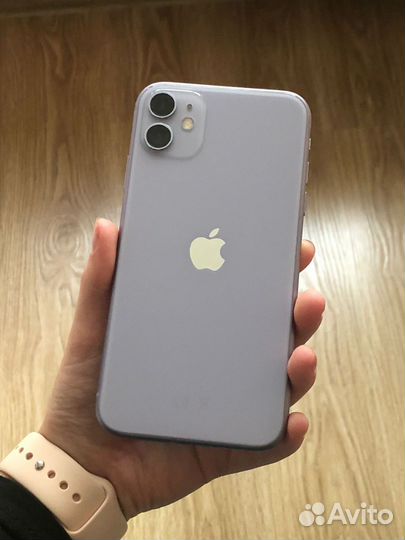 iPhone 11, 64 ГБ